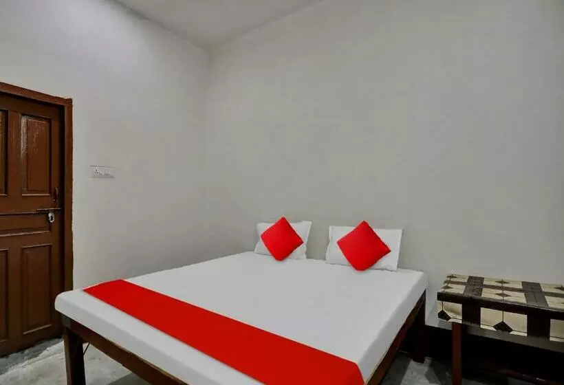 ホテル Spot On 81110 Ganga Darshan Guest House