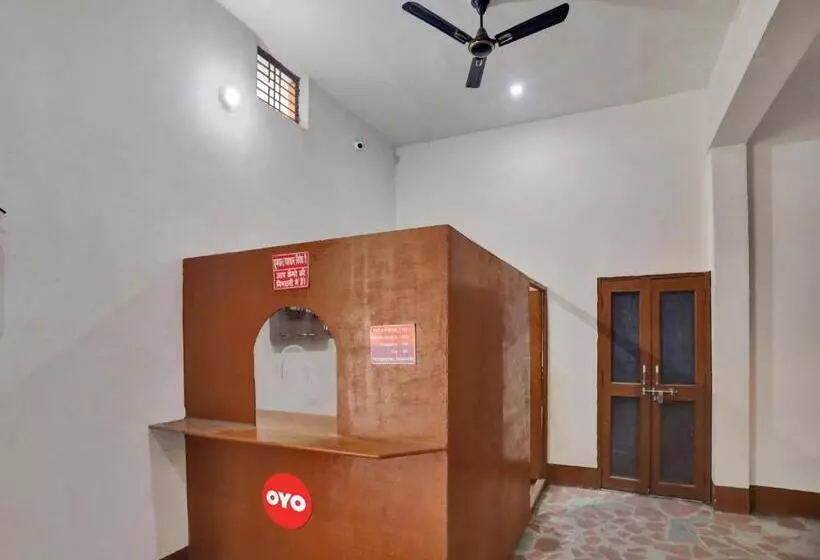 ホテル Spot On 81110 Ganga Darshan Guest House