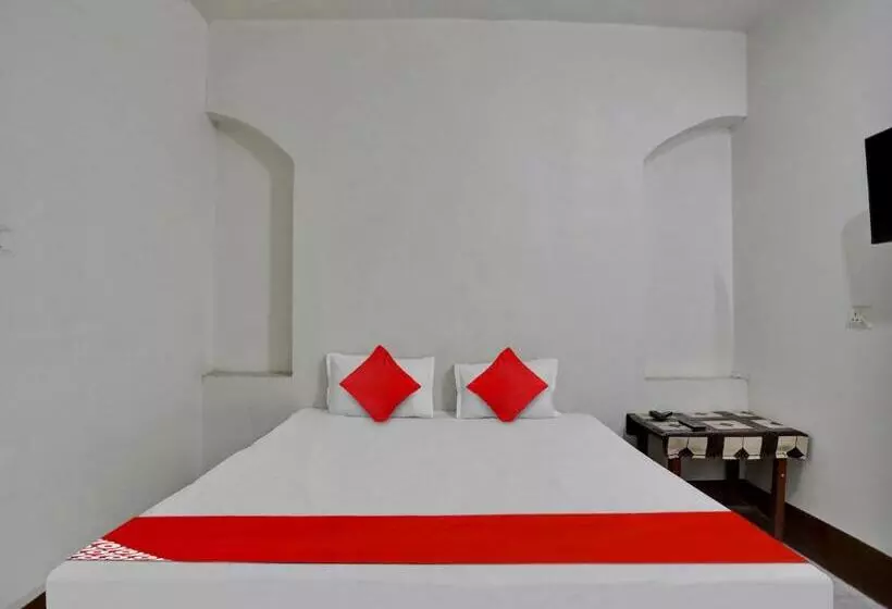 ホテル Spot On 81110 Ganga Darshan Guest House