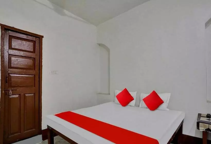 ホテル Spot On 81110 Ganga Darshan Guest House