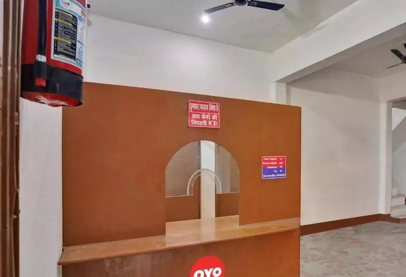 ホテル Spot On 81110 Ganga Darshan Guest House