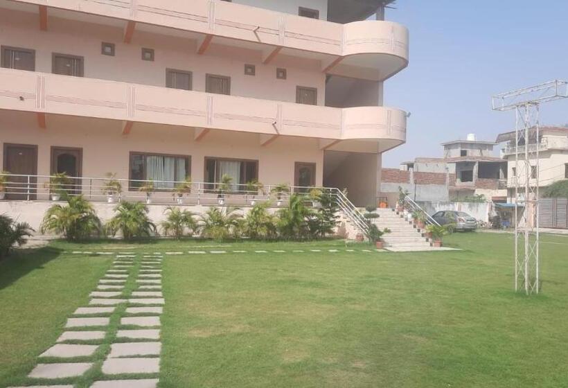 Majatalo Ganga Vatika