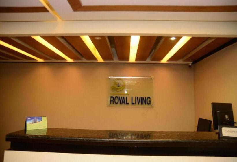 Royal Living Hotel & Suites