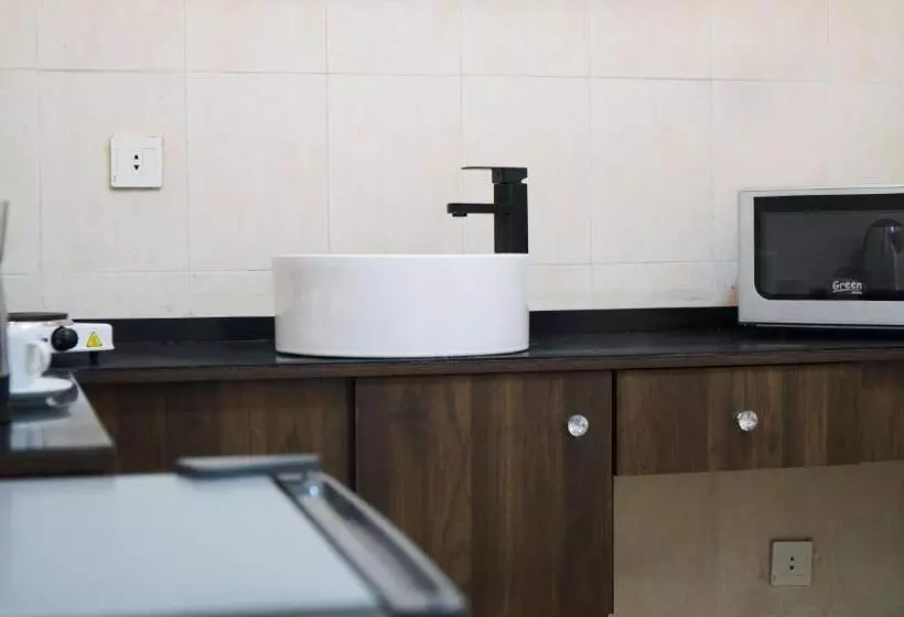 Sorate Hotel Apartment