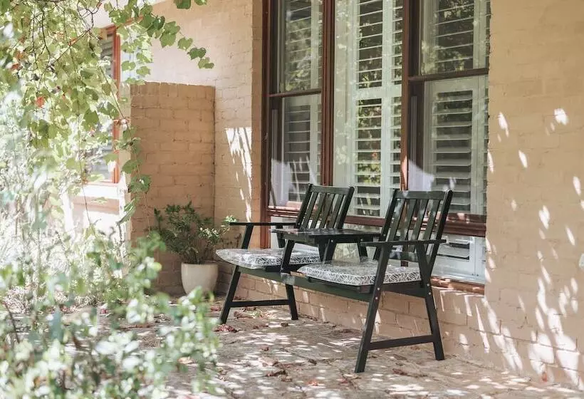 Aamiaismajoitus (B&B) Birches Mudgee