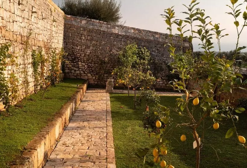 ホテル Masseria Auraterrae