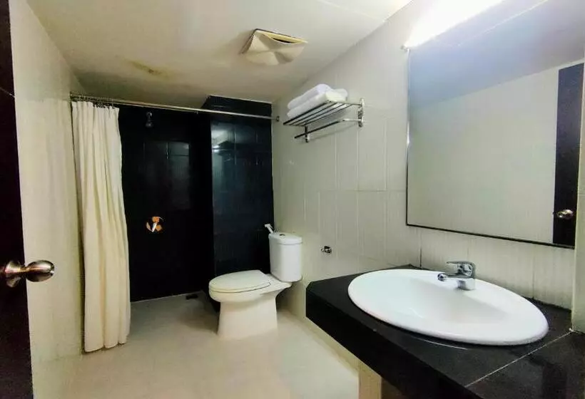 Hotelli Oyo 92471 Hasma Jaya Syariah