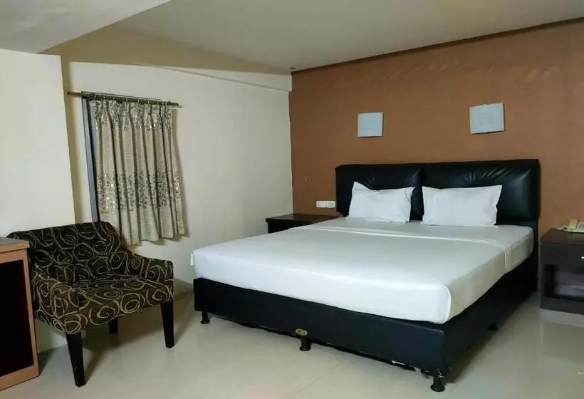 Hotelli Oyo 92471 Hasma Jaya Syariah