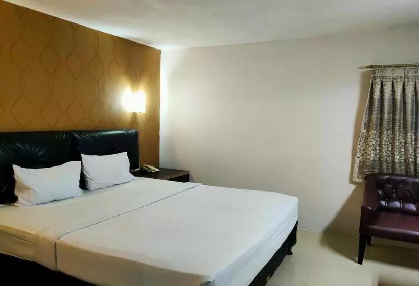 Hotelli Oyo 92471 Hasma Jaya Syariah