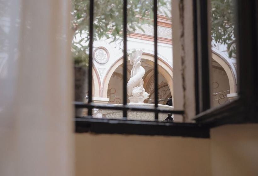 پانسیون Foresteria Palazzo Guazzoni Zaccaria