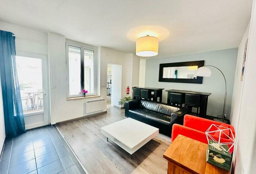 تختخواب و صبحانه Reims Sherpa Lodge