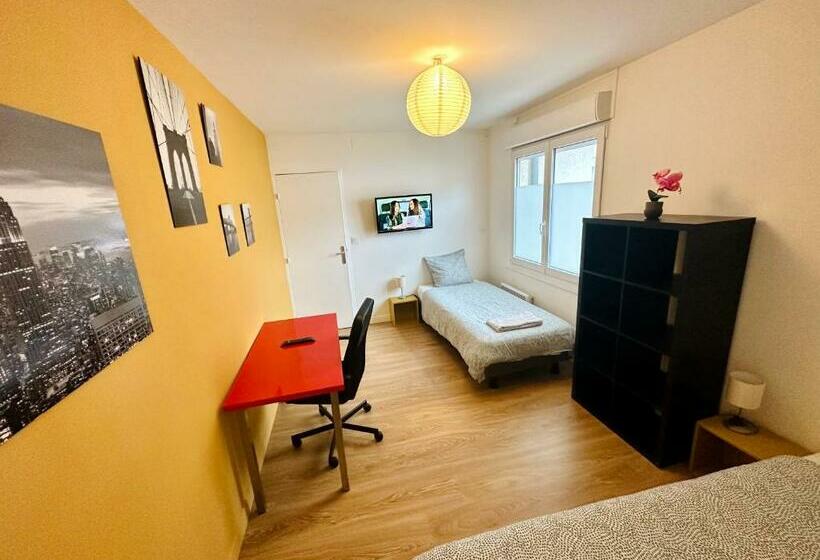 تختخواب و صبحانه Reims Sherpa Lodge