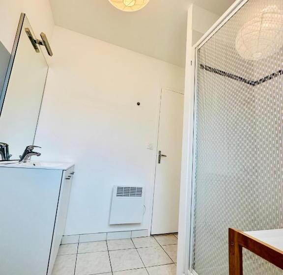 تختخواب و صبحانه Reims Sherpa Lodge