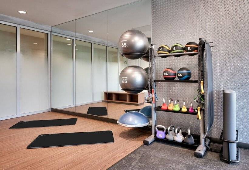 Отель Fairfield By Marriott Inn & Suites Salt Lake City Cottonwood