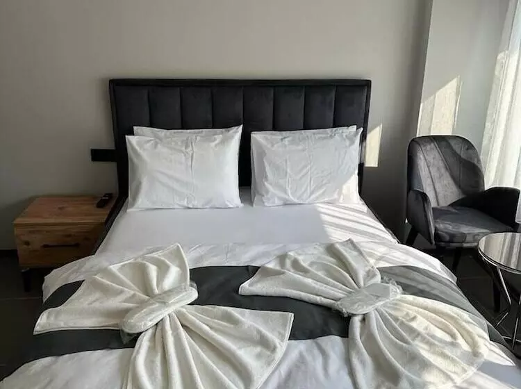 ホテル Torch Suit