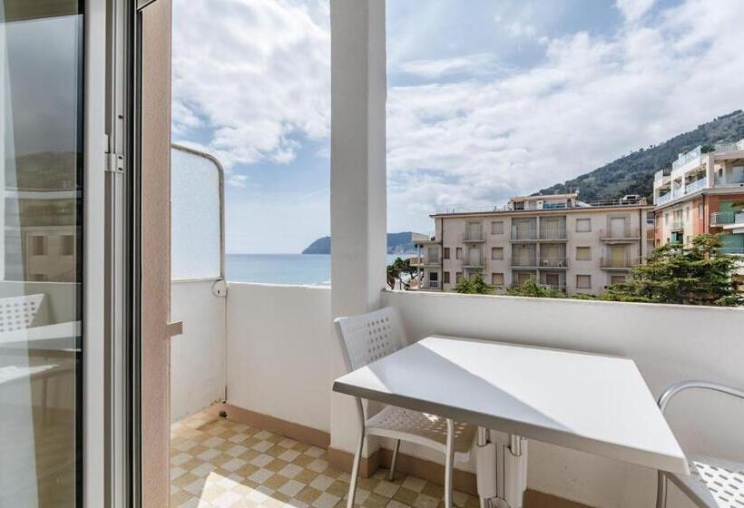 Hotiday Hotel Alassio