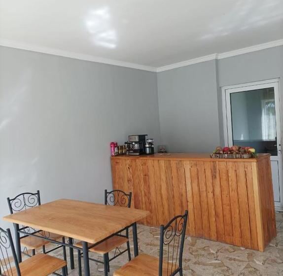 پانسیون Orenda