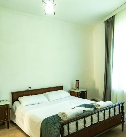 پانسیون Orenda