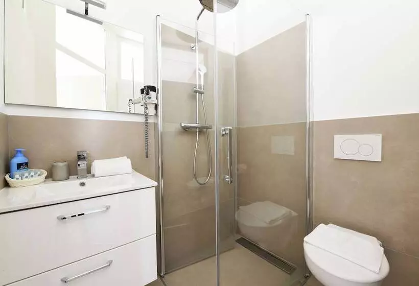 7rooms Bed & Breakfast