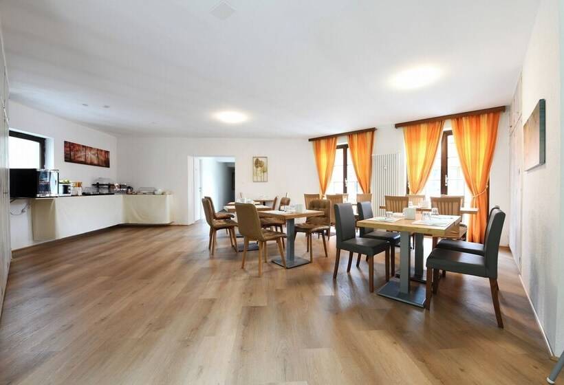 7rooms Bed & Breakfast