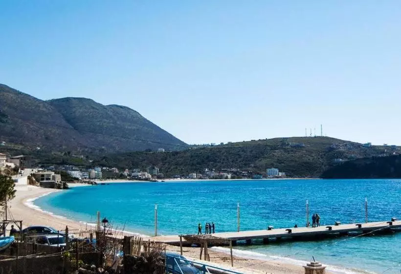تختخواب و صبحانه Thalassea