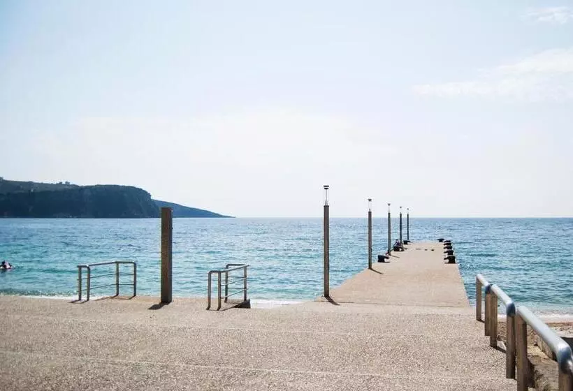 تختخواب و صبحانه Thalassea
