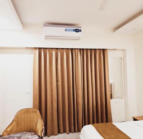 Otel Amahi Inn Sector 48