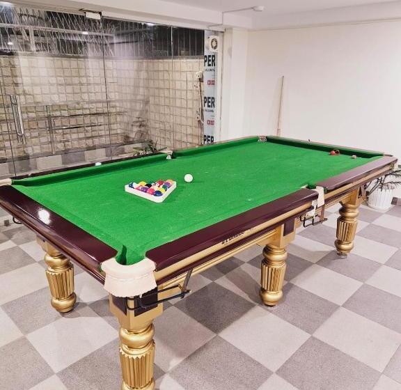 Otel Amahi Inn Sector 48