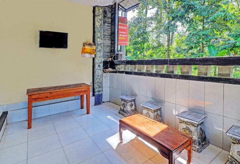 酒店 Oyo 92438 Nugraha Stay