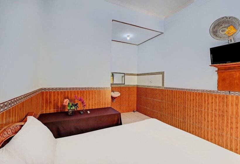 酒店 Oyo 92438 Nugraha Stay