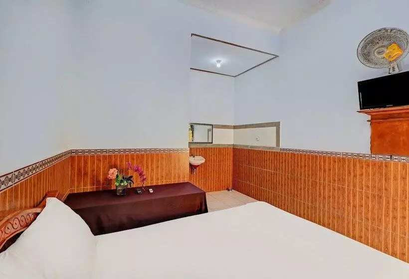 ホテル Oyo 92438 Nugraha Stay