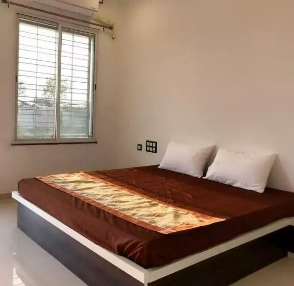 Hotelli Strawberry Resort