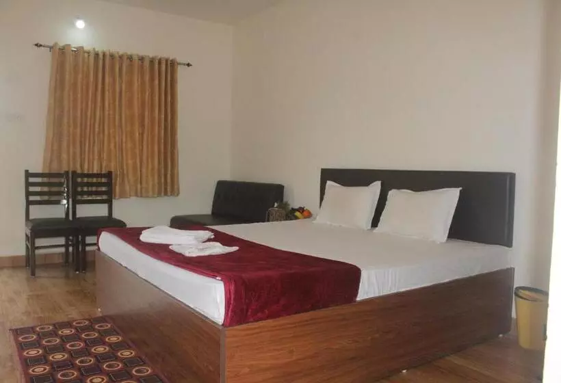 Hotelli Strawberry Resort