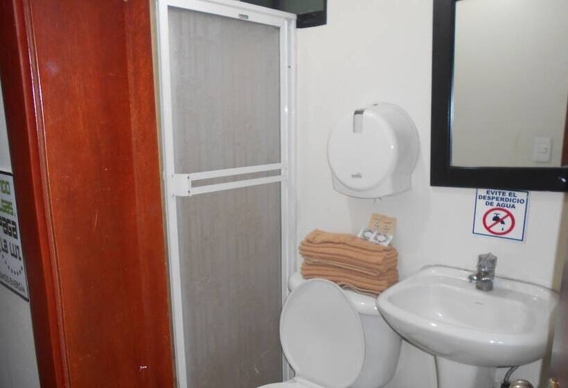 Pensionat Hostal Cridmy