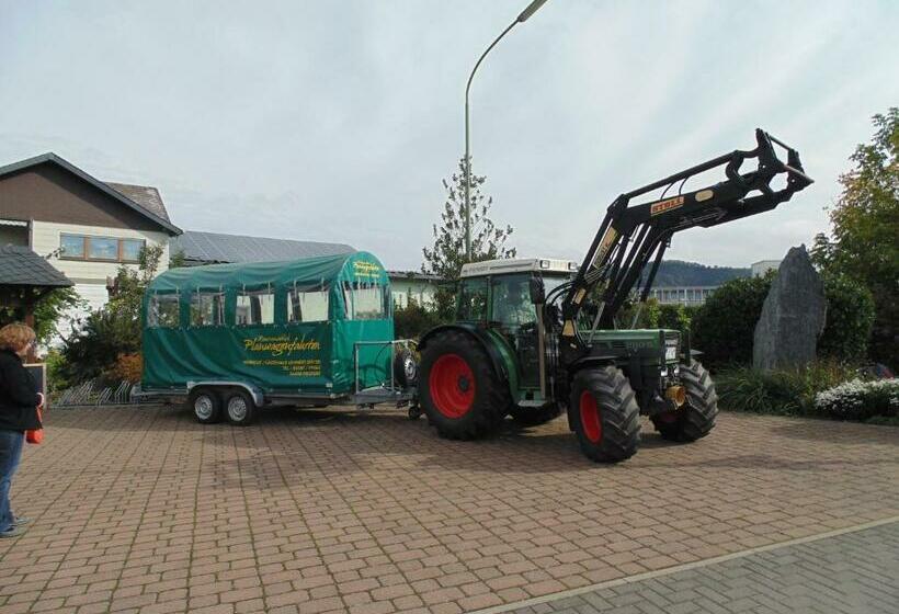 הוסטל Weingut Lehnert Später