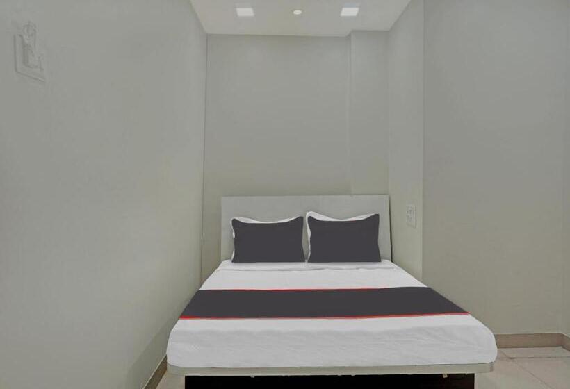 בית מלון כפרי Collection O Brahma Residency