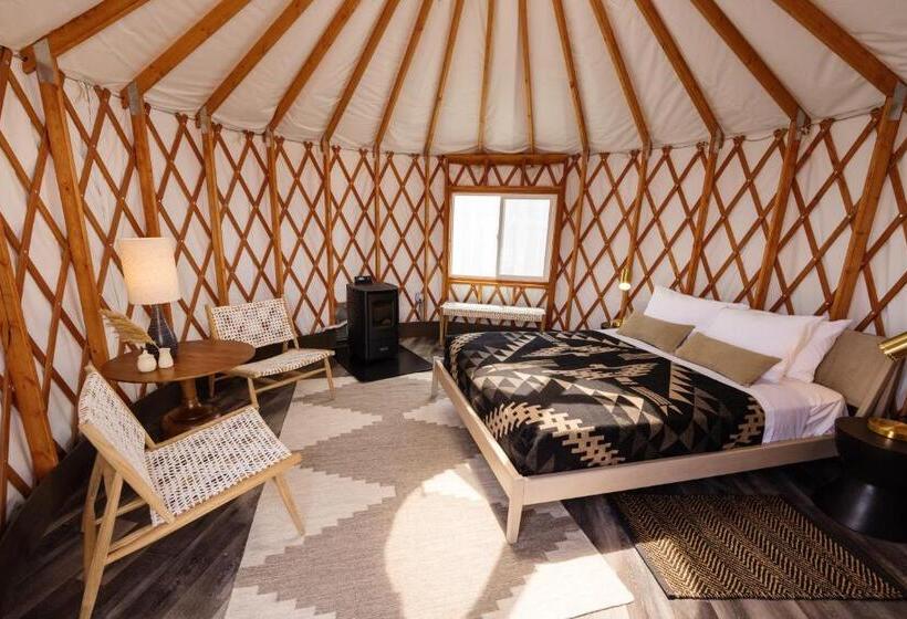 فندق Frontier Drive Inn