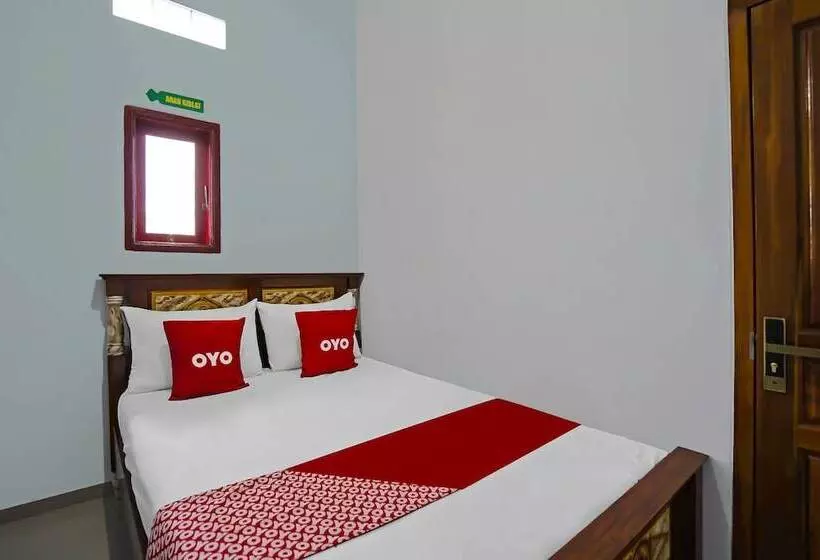 Hotelli Oyo 92416 Salsabila Homestay