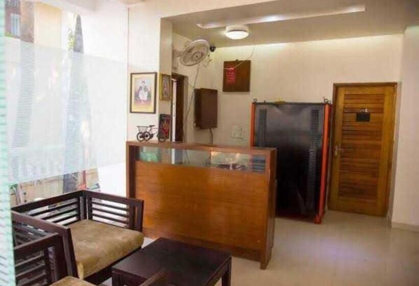 호텔 Oyo Flagship 81070 Sunshine