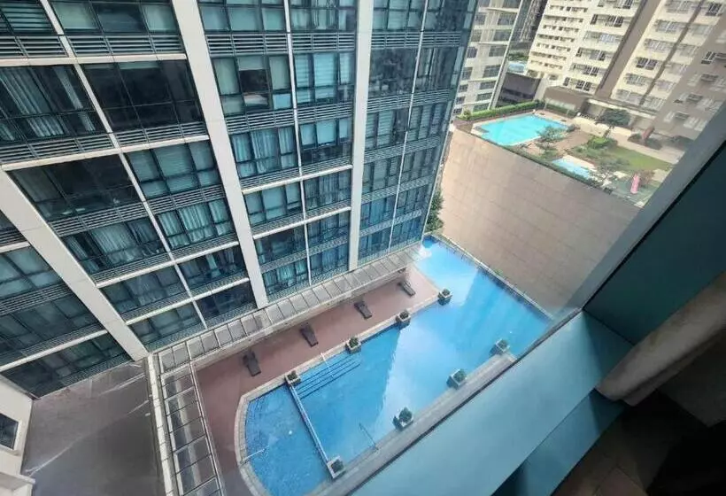 Modern Comforts 1br Urban Getaway In Bgc