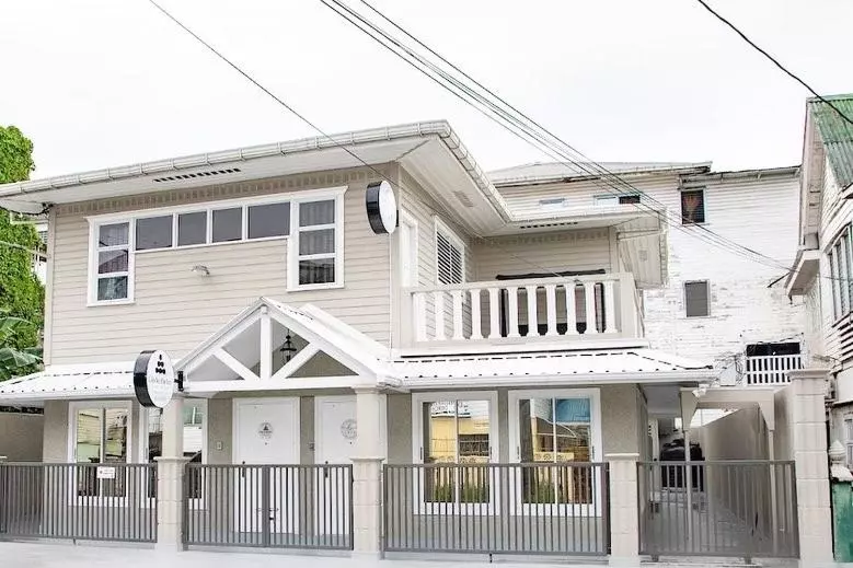 هاستل Lace Bed & Breakfast