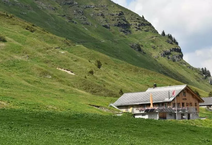 Szálló Skihütte Obererbs