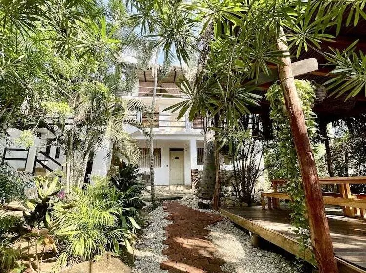 Hotelli El Eden Escondido