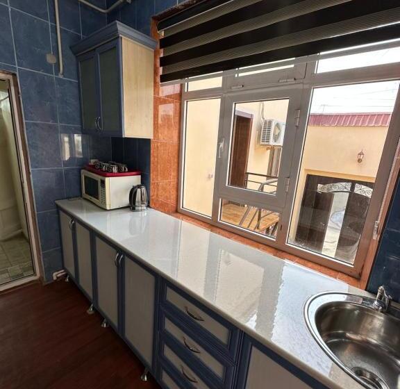 پانسیون Tapchan House