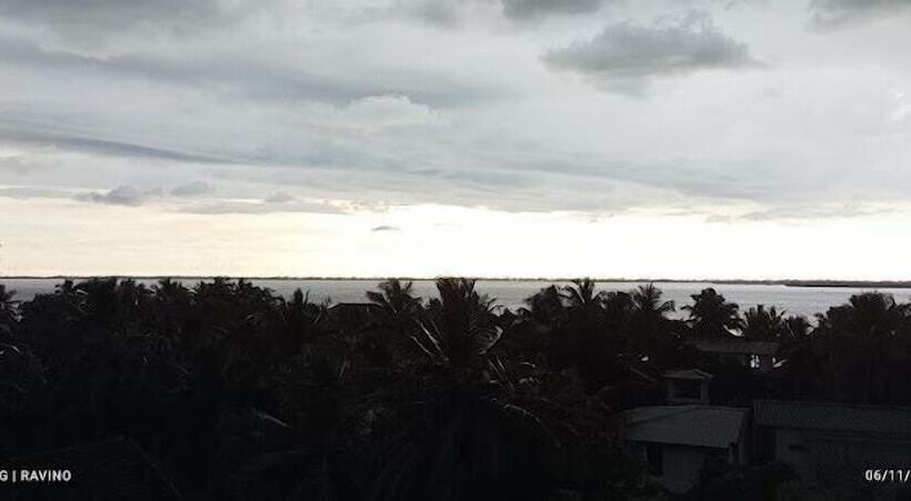 Royal Palace Airport Hotel Katunayaka