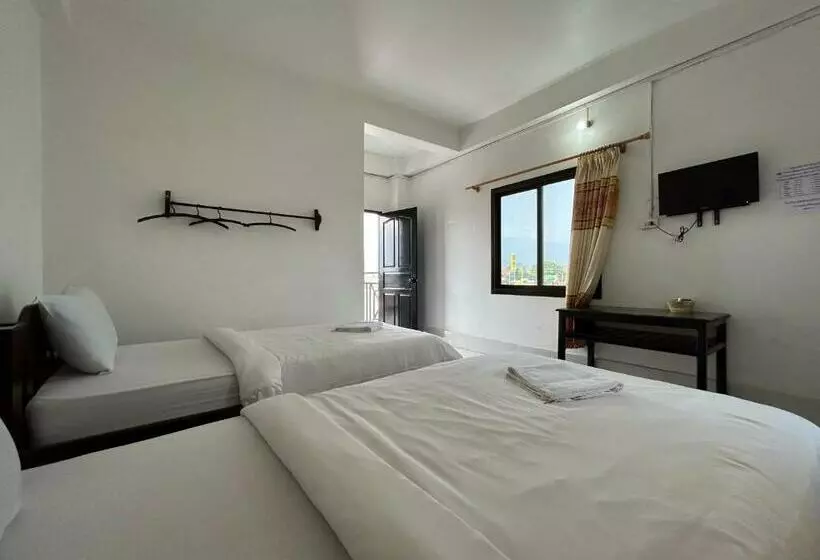 Vang Vieng Backpackers Hostel