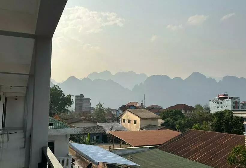 Vang Vieng Backpackers Hostel