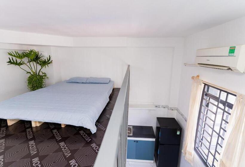 تختخواب و صبحانه Shiri House