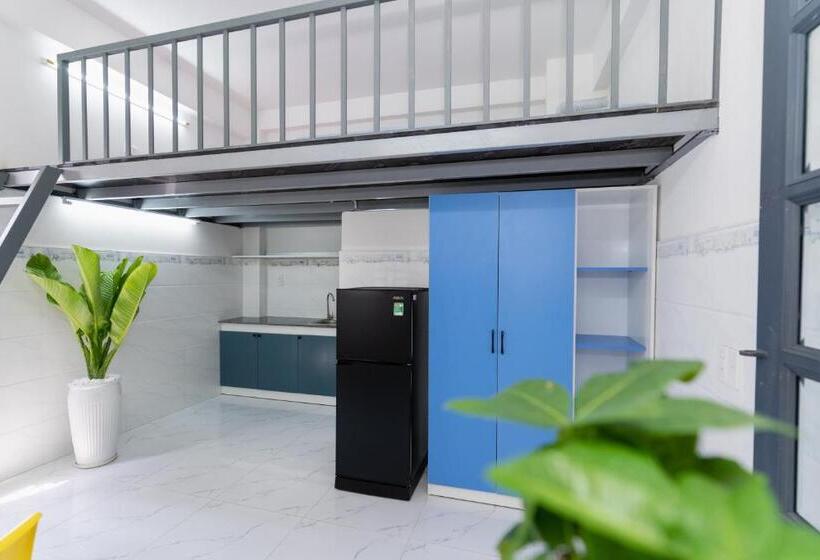 تختخواب و صبحانه Shiri House