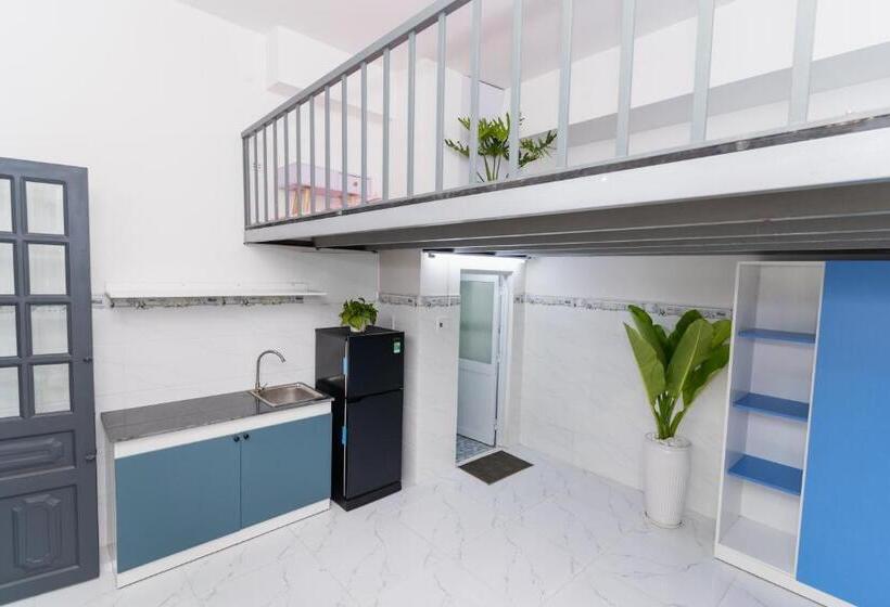 تختخواب و صبحانه Shiri House